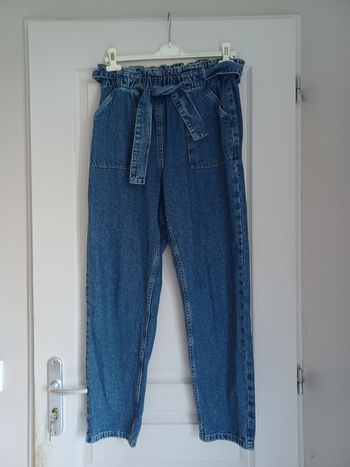 Jean Mom , taille haute et élastique