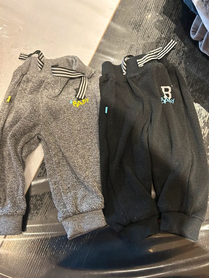 Lot de 3 pantalons jogging bébé – Taille 6 mois - photo numéro 2