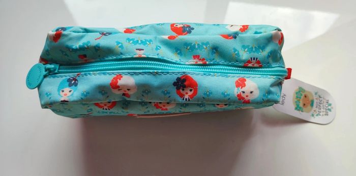 Grosse trousse bleu turquoise, Not perfect, just special - photo numéro 2