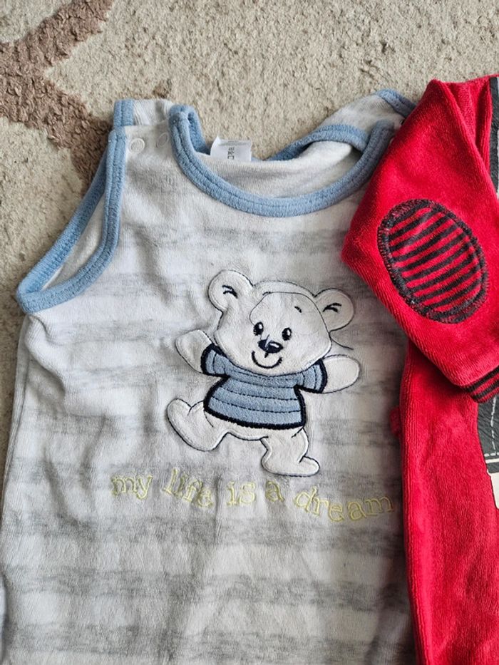 Lot pyjamas - photo numéro 2