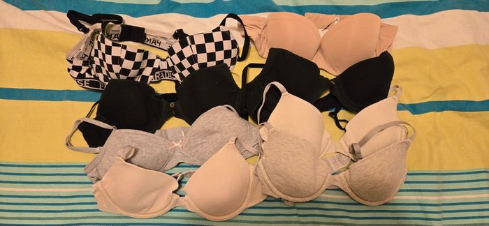 Lot 8 soutien gorge 80B