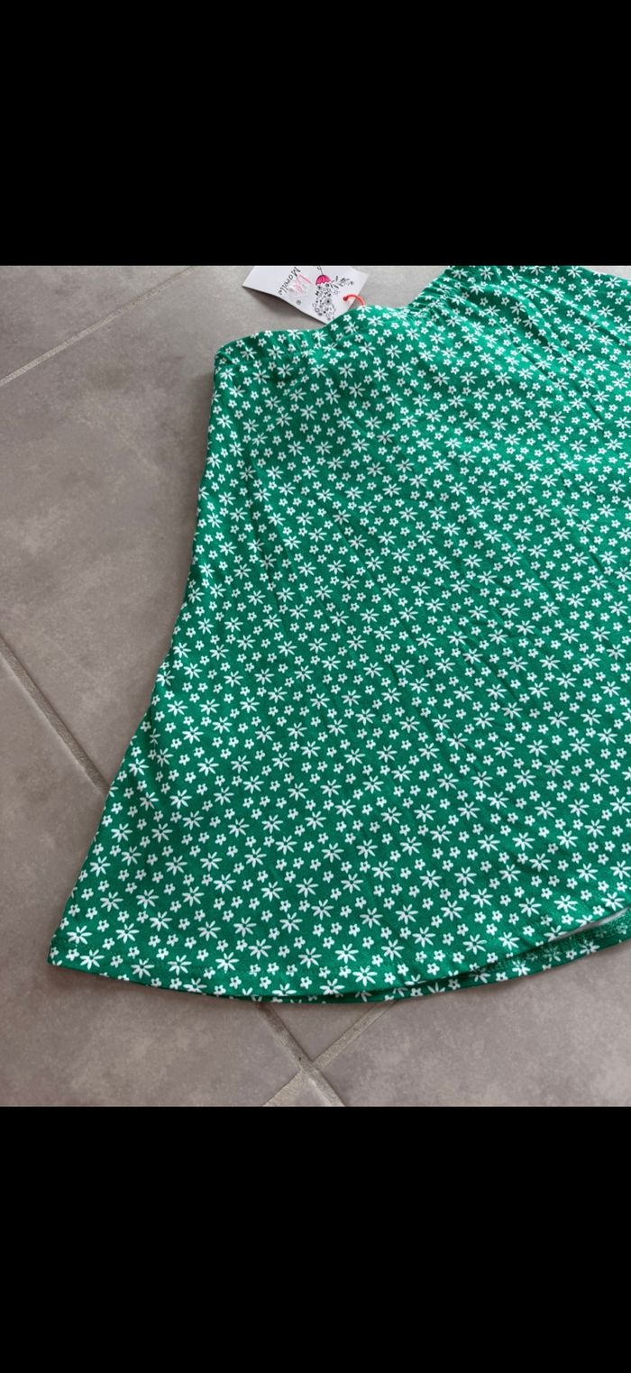 Jupe patineuse verte à fleurs 10 ans - photo numéro 9