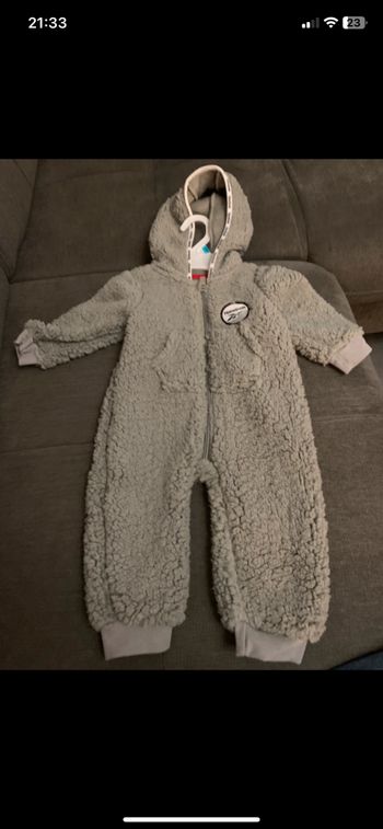 Combinaison neuve reebok