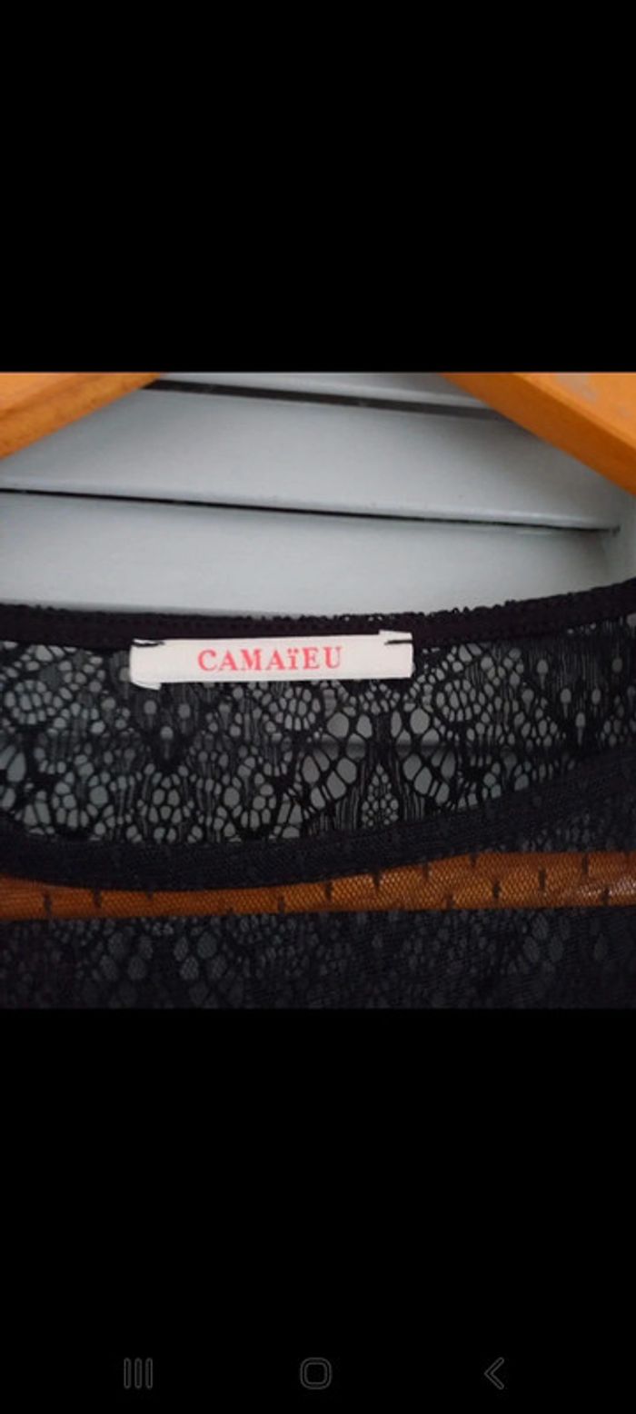 Haut noir en dentelle - photo numéro 4