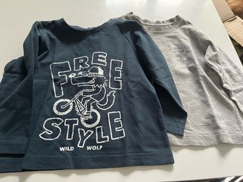 Lot teeshirt 24 mois