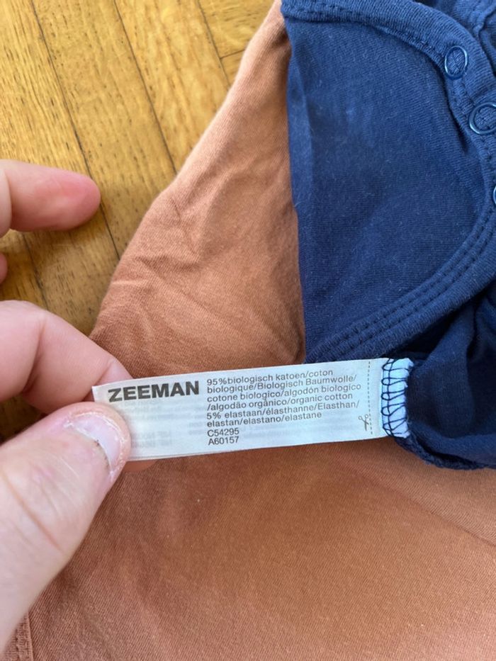 Lot 2 bodies neuf Zeeman 6/9mois - photo numéro 4