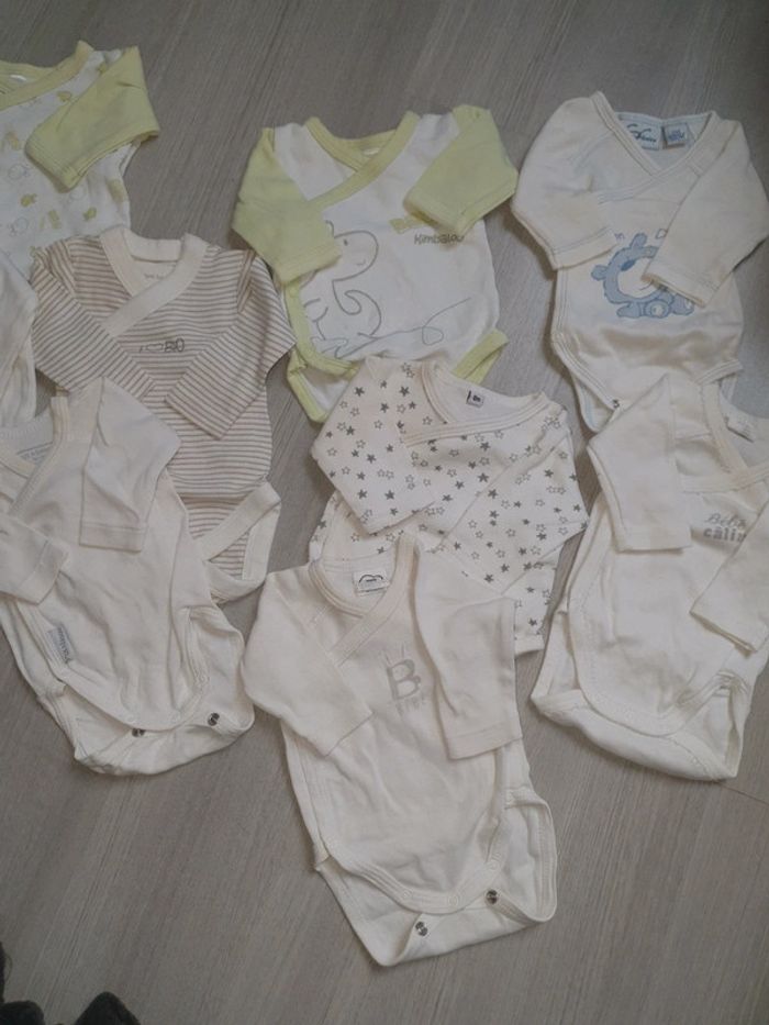 Lit 9 bodies taille 0 mois - photo numéro 3