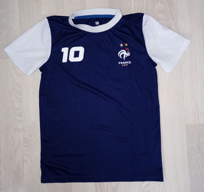 Maillot de foot n° 10 FFF 
T. 10 ans 
NEUF - photo numéro 3