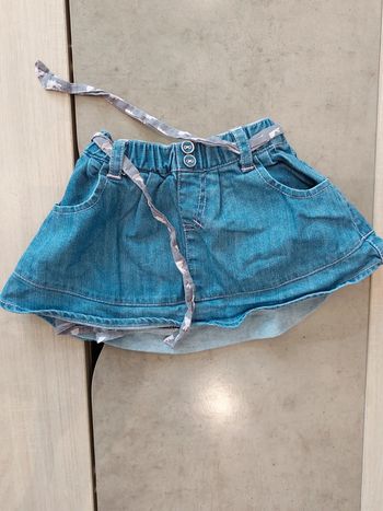 Jupe en jean avec ceinture / Tape à l œil / 6 mois