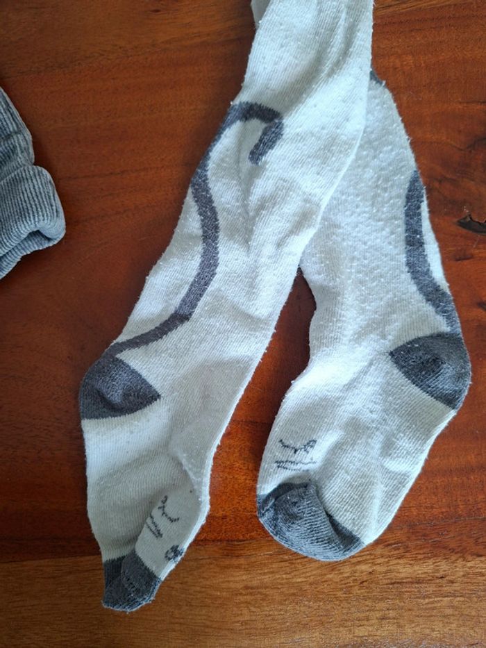 Lot short velours Vertbaudet, t-shirt IKKS et collants 24 mois - photo numéro 5