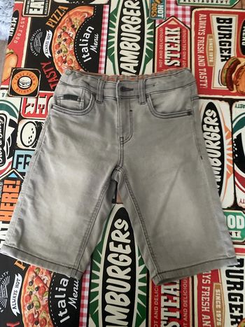 Short 9 ans