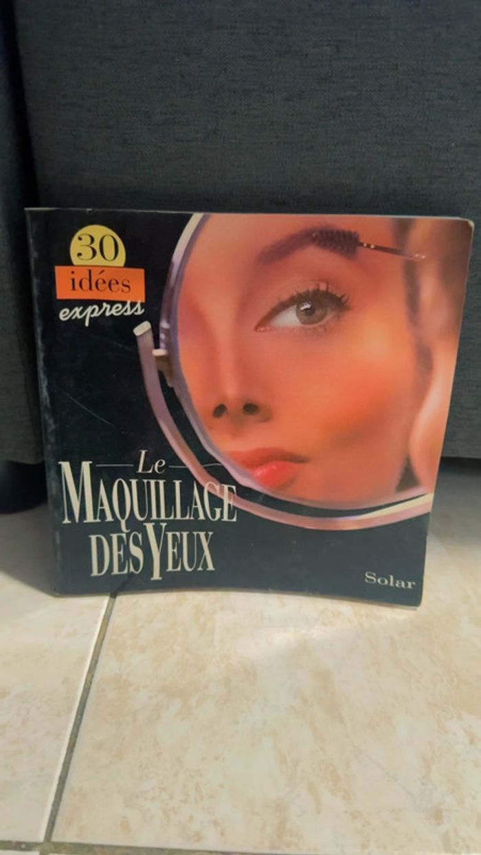 Livre Maquillage des Yeux