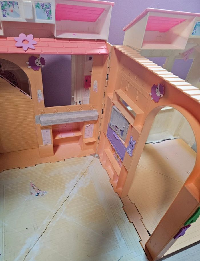 Grande maison barbie transportable - photo numéro 8