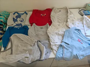 Lot 9 bodies 3 mois