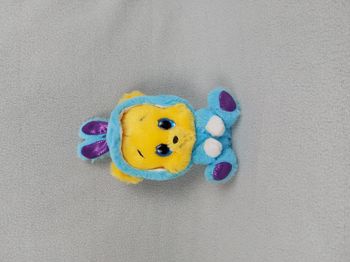 Peluche Doudou DISNEY NICOTOY Winnie l'ourson déguisé en lapin gros yeux 20 cm