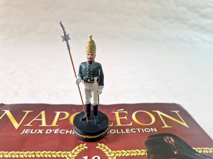 Figurine , Napoléon , jeux d'échec de collection , numéro 18 , le sous officier du régiment Pavlovski - photo numéro 3
