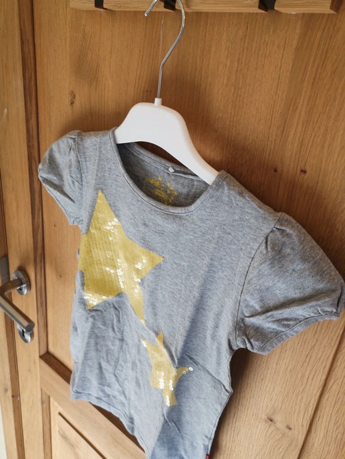 T-shirt Name It en gris et jaune 6 ans - photo numéro 3