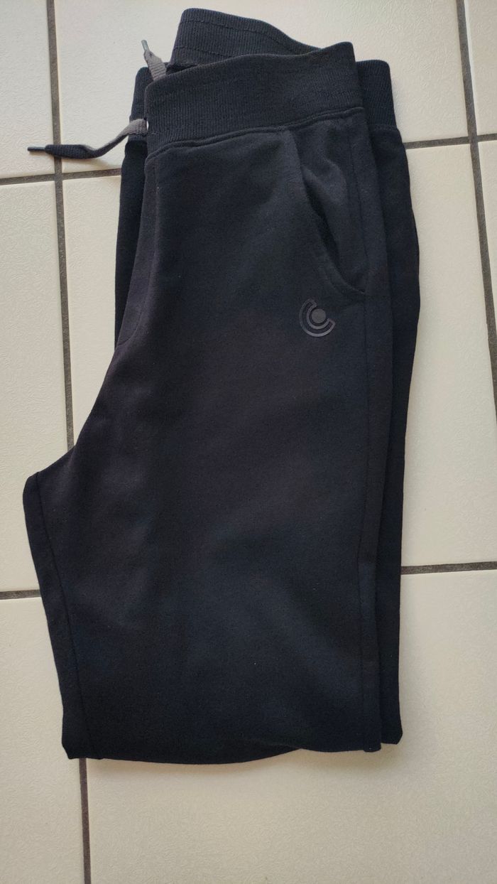 Bas de jogging noir KIABI taille 34 (14 ans) comme NEUF - photo numéro 10