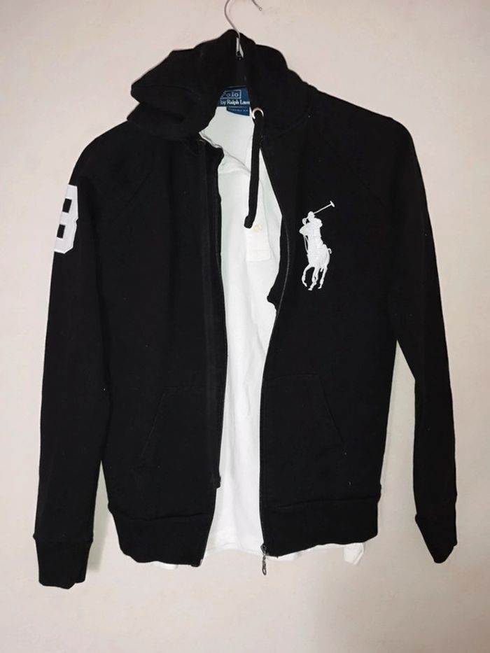 Sweat capuche et son polo assorti