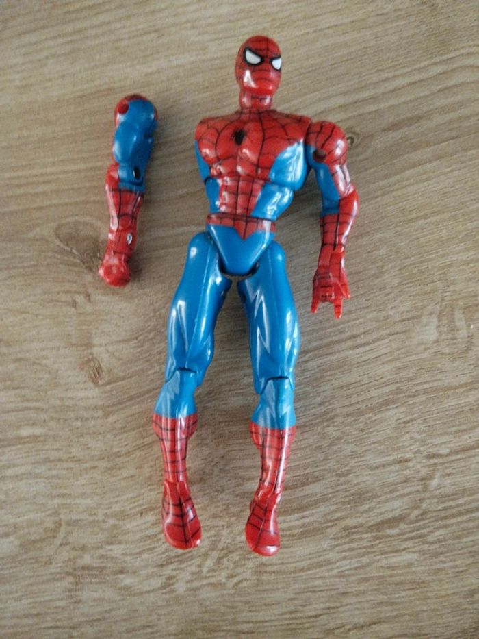 Spiderman cassé toybiz