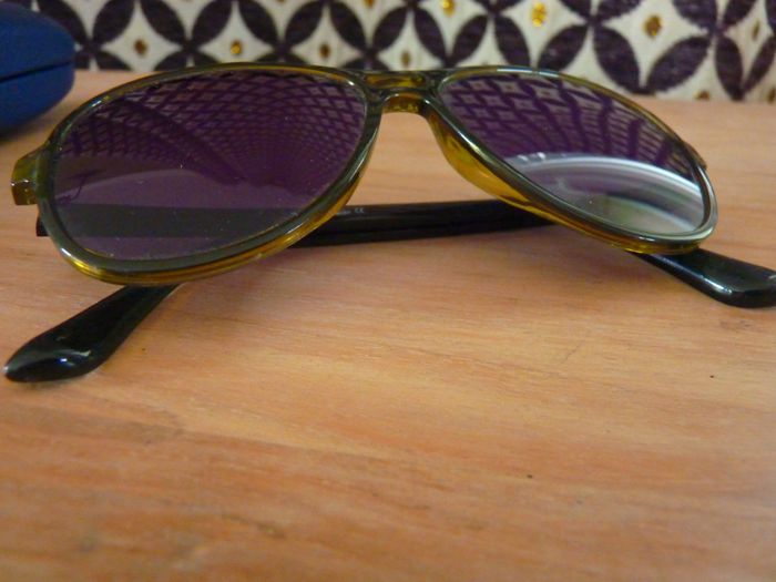 Lunette de soleil level garçon 8 ans kaki plastique + etui protection - photo numéro 2
