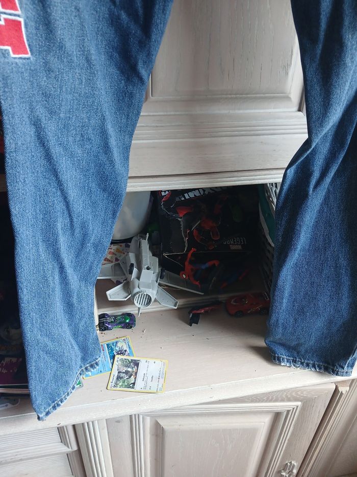 Jeans troués T34 bleu - photo numéro 7
