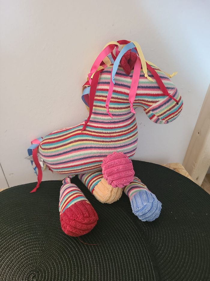 Doudou cheval rayé multicolore JELLY KITTEN JELLYCAT 35 cm env. - photo numéro 3