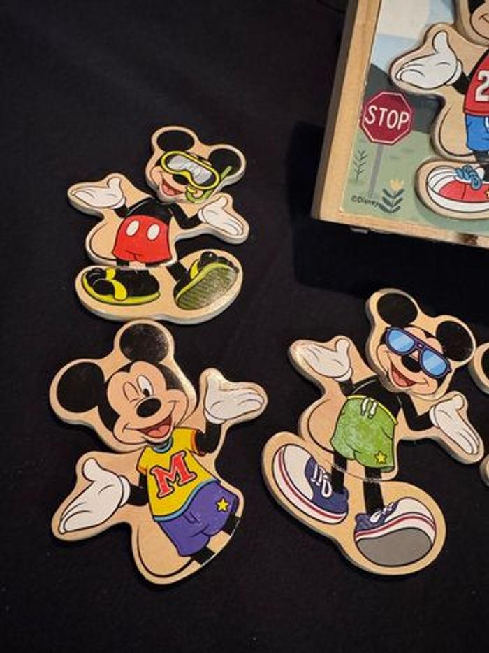 Puzzle bois 3 pièces Mickey à habiller - photo numéro 5