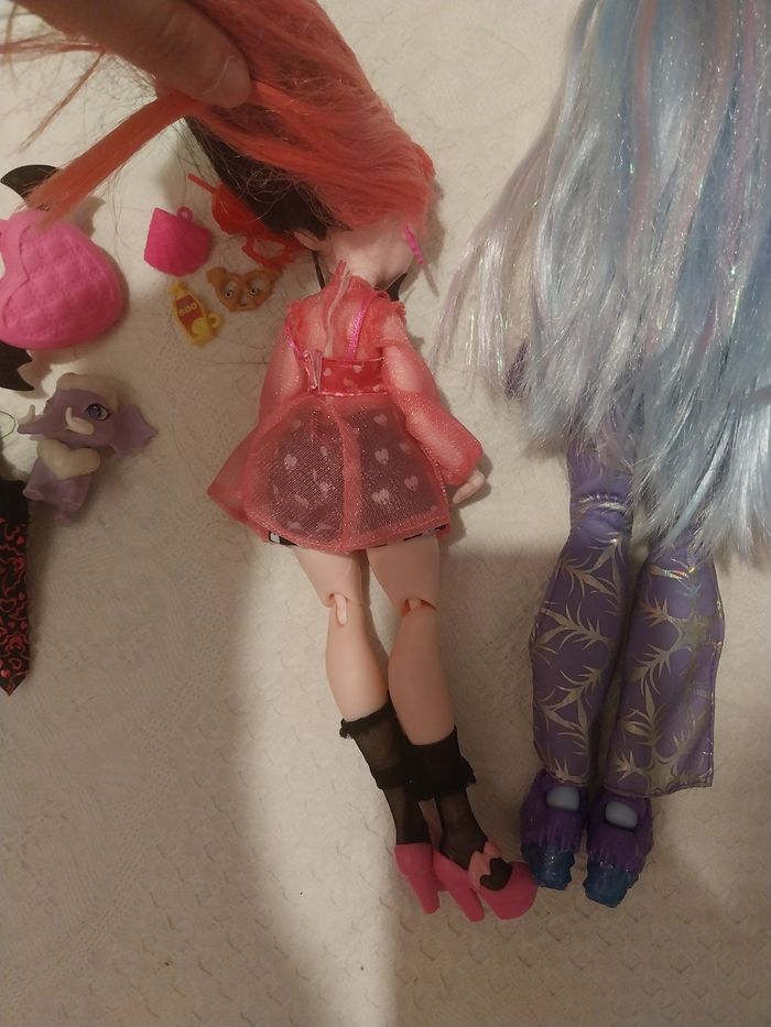 3 Poupées Monster High G3 Abbey Clawdeen Draculaura Basic Mattel 2022 - photo numéro 10