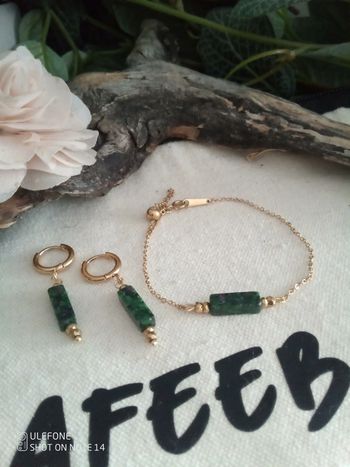 Ensemble boucles d'oreilles et bracelet rubis sur zoisite pierres naturelles