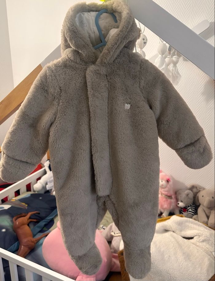 Pilote peluche garçon et fille