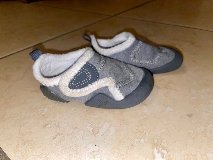 Chaussons fourrés décathlon pointure 21 - photo numéro 2