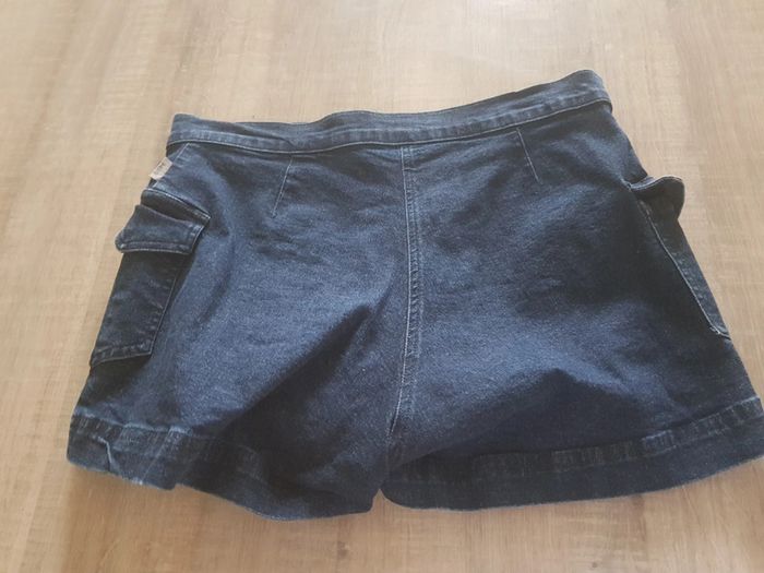 Short femme taille 40 - photo numéro 3