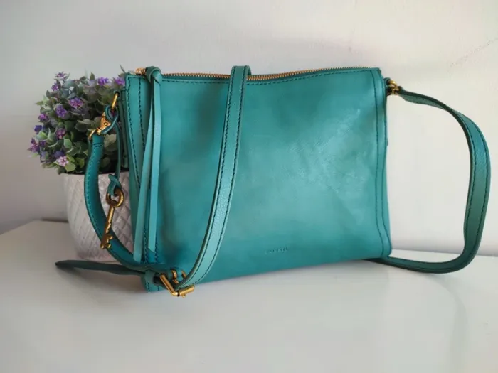 Sac bandoulière en cuir turquoise