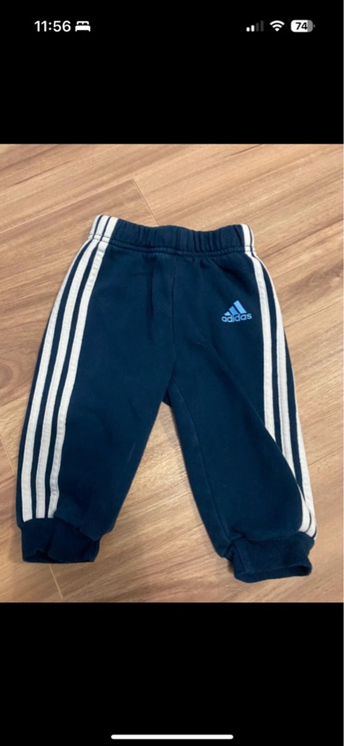 Jogging adidas