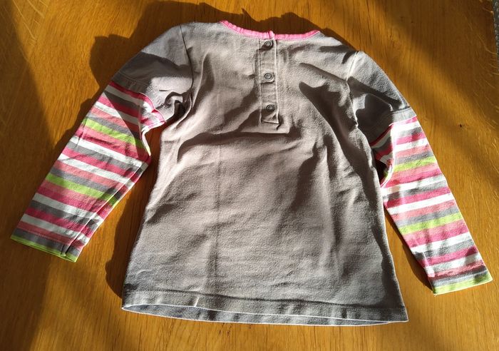 Maillot manches longues gris et rose à motifs - photo numéro 2