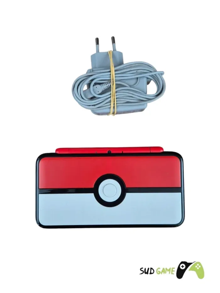 Console Nintendo New 2DS XL  édition Poké ball