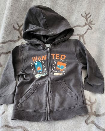 Gilet avec capuche 2 ans