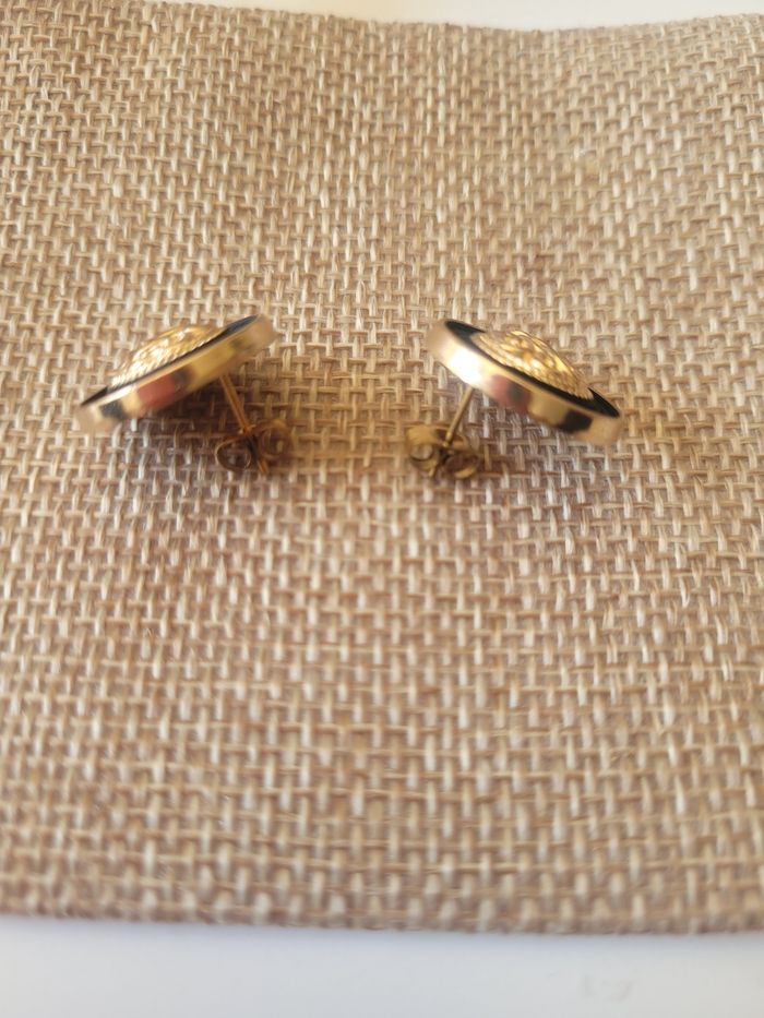 Boucles d'oreilles upcyclé avec jolis boutons - photo numéro 3