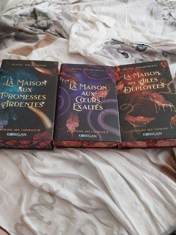 Romans Le Royaume des Corbeaux tomes 1 à 3 Reliés Collectors Olivia Wildenstein Korrigan