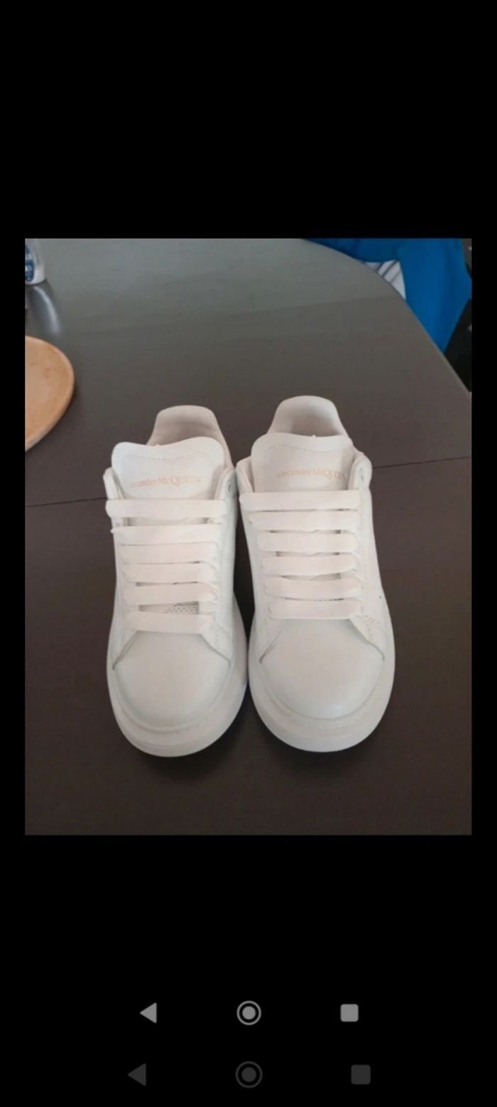 Basket Alexander McQueen blanche taille 37