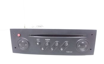 Poste radio d origine Mégane 2 année 2006