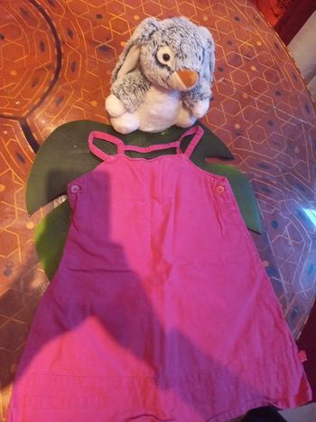 Belle robe coton rouge de qualité, bretelles été