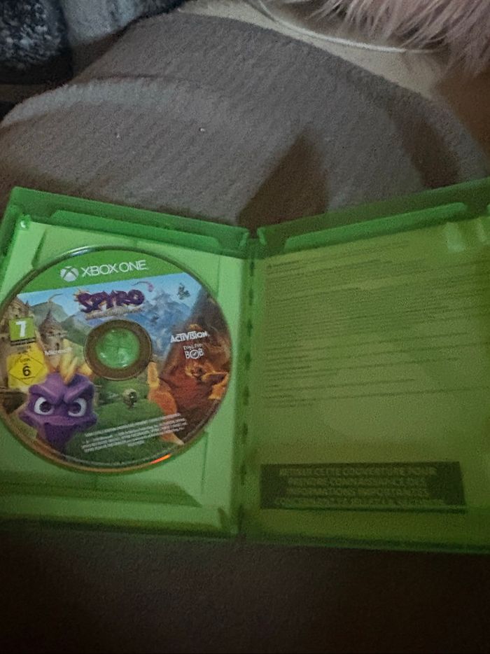Jeu Xbox one spyro - photo numéro 3