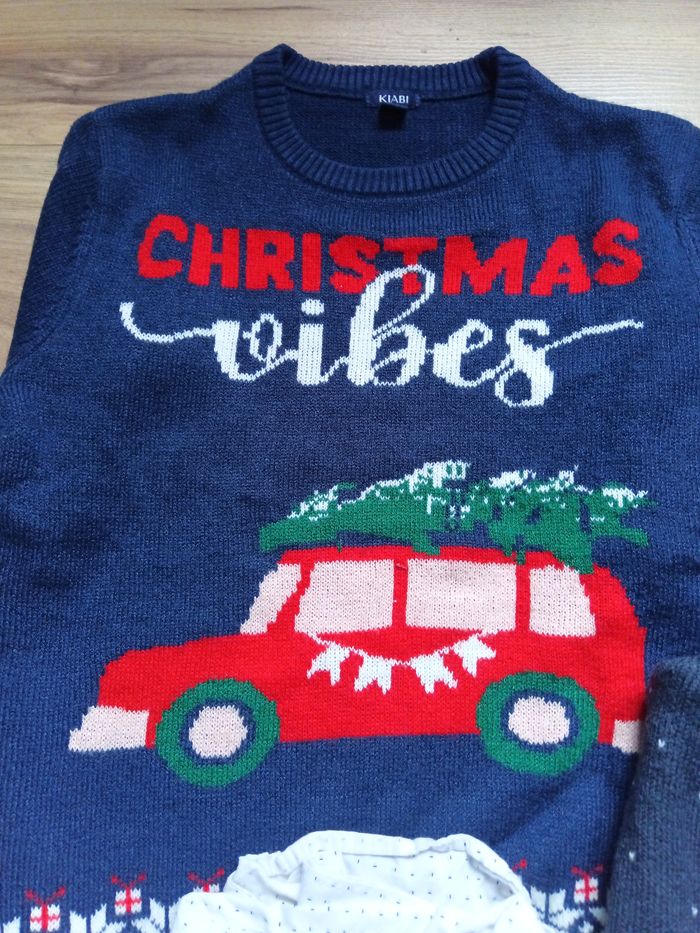 Pull de Noël et chemise - photo numéro 4