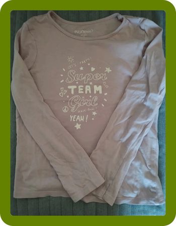 Maillot manches longues taille 8 ans in extenso en très bon état