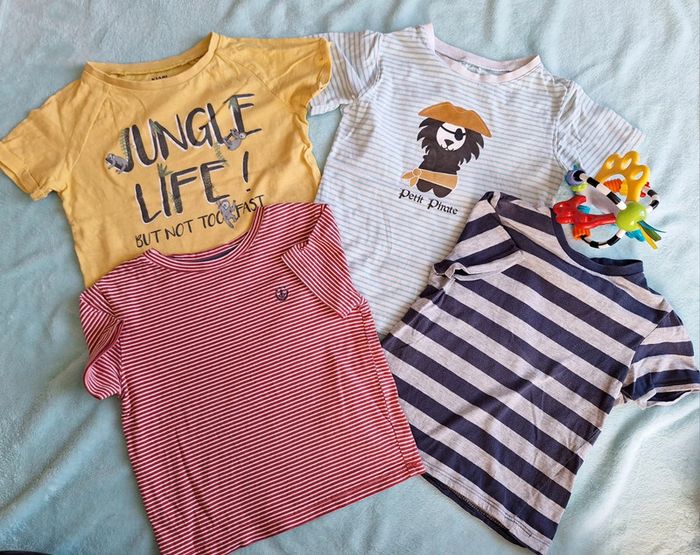 Lot de Tee-shirt taille 4 ans