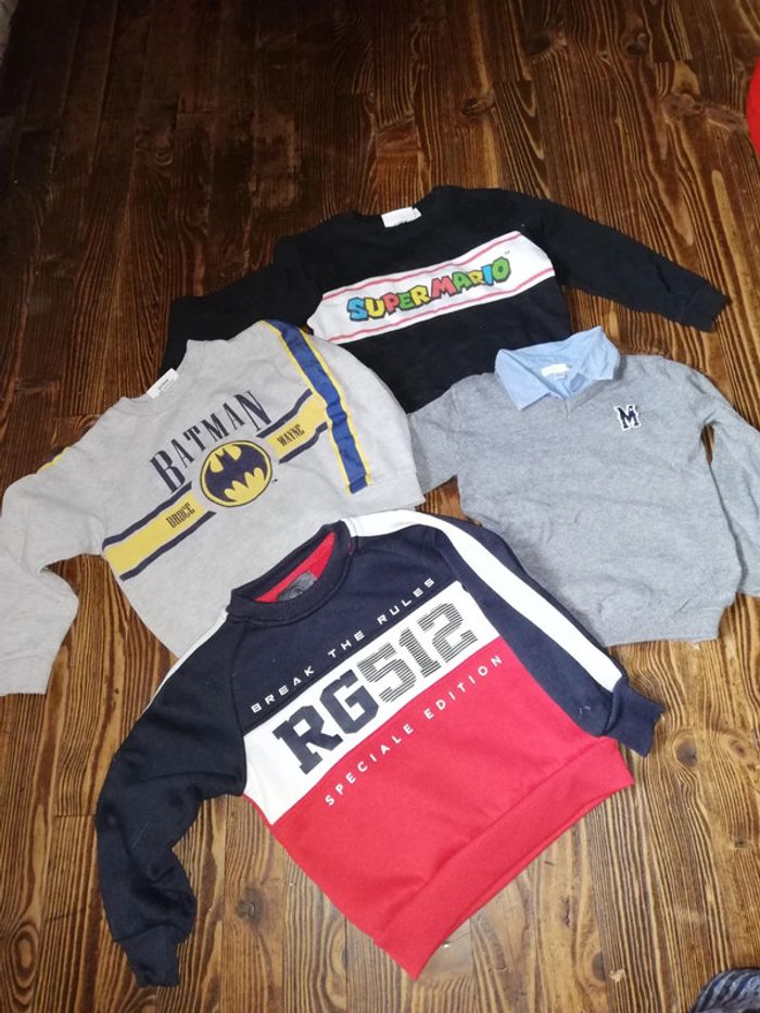 Lot de Sweat 4 ans