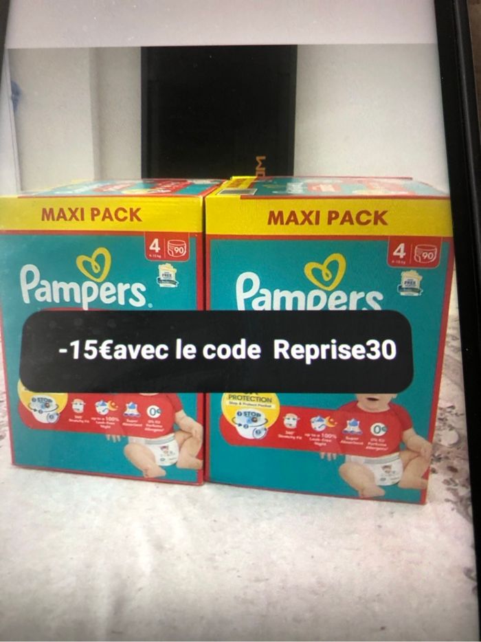 2 carton de couche Pampers taille 4
