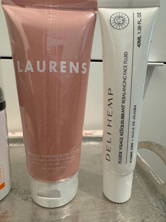 Lot produits beauté - photo numéro 3